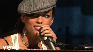 Alicia Keys  Unbreakable Live [upl. by Chloe]