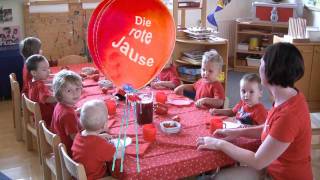 Rot rot rot sind alle meine Kleider  Farbentag  Minis Kinderkrippe Kita Bad Waltersdorf [upl. by Ylicec]