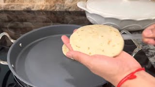 Gorditas de maseca asi preparo la masa rellenas de frijoles con chilito con chicharrón y rajas [upl. by Ranzini]