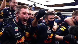 Red Bull Garage Reacts to Abu Dhabi GP FINAL LAP [upl. by Jill861]