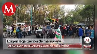 Con churro en mano piden legalización de mariguana [upl. by Button]