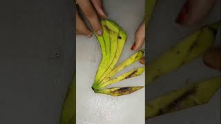 Banana design🍌🍌fruit cuttingYTshortshort videosubscribe please 🙏🙏🙏 [upl. by Fachanan]