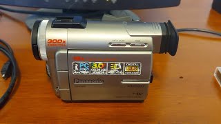 An Early MiniDV Based Camcorder  Panasonic Digital Palmcorder PVDV910 [upl. by Nahtanod]