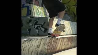 Fred Mortagne Lançando Uma Dinamite  Dynamite Trick  shorts short sports skate skateboard [upl. by Atyekram891]