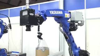 YASKAWA 【安川電機】小型ガルバノスキャナヘッドによるレーザ溶接2017国際ロボット展 [upl. by Nautna]