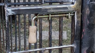 Gate Latch for a Cage Door [upl. by Jereme]