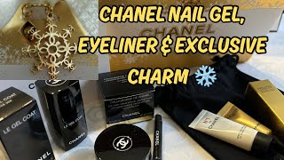 Unboxing Chanel Nail Gel Coat amp Eyeliner in Festive Clutch with Snowflake Charm ❄️❄️ [upl. by Tillie538]