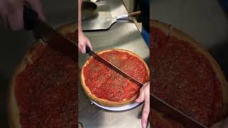 Chicago style pizza 🍕🤤viralvideo [upl. by Nas736]