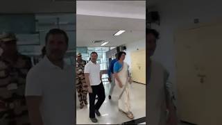 Rahul priyanka wayanad पहुंचे।viralshortvideo rahulgandhi priyankagandhi shorts viralshortvideo [upl. by Ttenaj659]