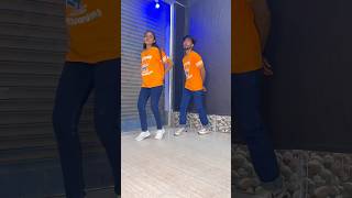 Sawarne lage song dance trend dance trending dancerlover dancesong youtubeshorts love [upl. by Weber]