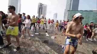 1000 plp Gangnam Style Flashmob Jakarta Indonesia  Thamrin Bunderan HI Sudirman Central Circle [upl. by Aracat]