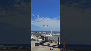 Lanzarote airport was really busy today ✈️ travel vacationshorts [upl. by Stryker636]