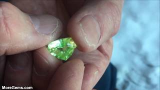 What is Hyalite Opal  Faceting Fluorescent Minerals [upl. by Nilsoj]