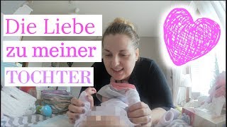 Familien VLOG  Baby wickeln füttern amp kuscheln  Philline bekommt eine Wippe Linda [upl. by Anilag993]