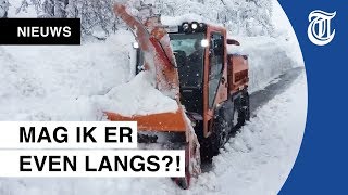 Extreem sneeuwschuiven in Oostenrijk [upl. by Vinay244]