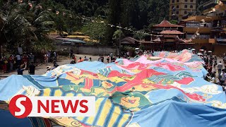 Wesak Day Buddha sunning ceremony takes place in Tambun first since Covid19 pandemic [upl. by Hada]