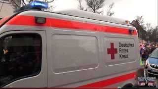 Rettungskräfte am MainzBischofsheimer Faschingsumzug im Einsatz RettungsdienstPolizei [upl. by Si757]