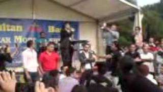 Afg Sommerfest 2010  Bashir Hamdard und tanzende Jungs and dancing Boys [upl. by Messing671]