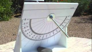 Demonstration of An Equatorial Sundial [upl. by Hcirdla]