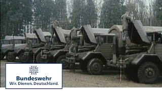 Classix VEBEG mustert Material der Bundeswehr aus 1988  Bundeswehr [upl. by Ariahaj745]