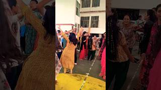 Theke aali gali गरबा Dance navratridandiya garbadance shortvideo shortsshortytshortsytgarba [upl. by Lesya821]