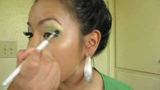 GOLDGREEN EYES TUTORIAL USING URBAN DECAY PALETTE [upl. by Ennairoc]