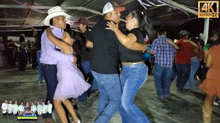 Bailando Sabrosito allá por Fco I Madero de Padilla Tamps 💃🕺 [upl. by Yemiaj]