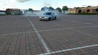 MercedesBenz C32 AMG drift  upalanie  burnout [upl. by Karie]