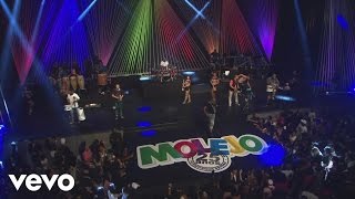 Molejo  Dança da Vassoura Ao Vivo [upl. by Ynafets]