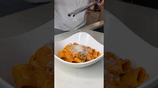 RAPPING CHEF COOKING SPICY RIGATONI 👨🏾‍🍳🎶🎤 shorts [upl. by Nedloh]