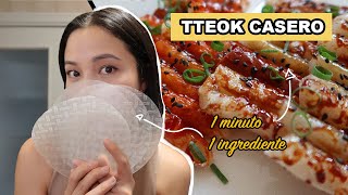 TTEOK casero con PAPEL DE ARROZ 🥢🥢  Pastel de arroz casero en 1 MINUTO solo con 1 INGREDIENTE ❓❓ [upl. by Sorodoeht]