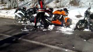 3 pazzi con la moto sullabetone [upl. by Gans]