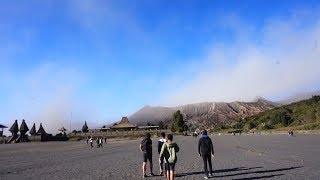 RIBUT PASIR DEKAT BROMO [upl. by Isyak352]