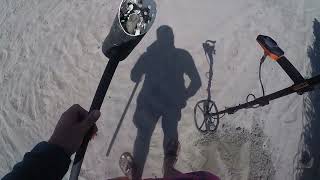 QUEST Q30 METAL DETECTOR ON THE BEACH metaldetecting [upl. by Attelrac]