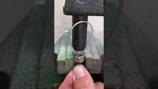 Como fazer um gancho caseiro diy tools truques vocesabia solutions [upl. by Adnilev203]