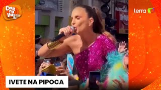 Carnaval 2024 Ivete Sangalo desce do trio e canta em meio aos fãs [upl. by Alohcin540]