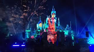 New Years Eve Fireworks 20192020  Disneyland [upl. by Alhak]