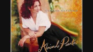 Gloria Estefan  Nuevo Dia New Day [upl. by Iives]