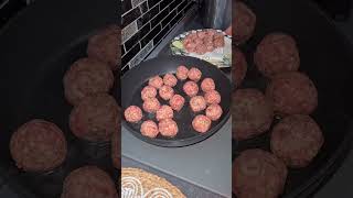 BEĞENDİLİ KÖFTE YEMEĞİ💯 FOOD RECİPES💯 yemektarifleri begendilikofte ytshorts [upl. by Yemarej]