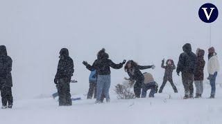 Primeras e intensas nevadas en los puertos de montaña españoles [upl. by Eittap252]