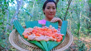 Cooking Yummy Chicken Eggs Recipe In Forest [upl. by Jazmin]