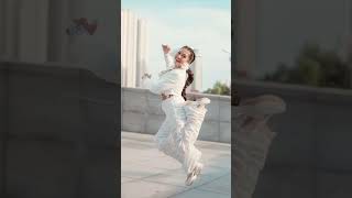 කොමද ඒක 😘😍😘 kanchana anuradi song kanchanaanuradhi dancer [upl. by Fafa]