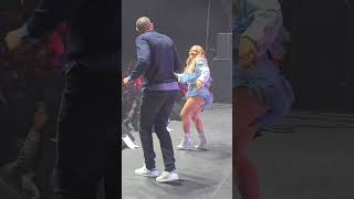 Grant Hill Jumps On Stage to Line Dance with Tamia at Hampton Homecoming [upl. by Nobel]