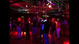 Club Downstairs bij Camping Samoza [upl. by Tivad]