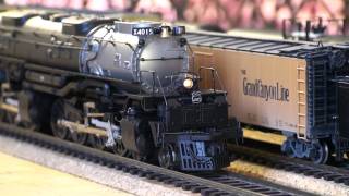 TRIX 22599 Big Boy 4015 H0 KATO F40PH Amtrak 375 WALTHERS PROTO 2000 SERIES SD7 PRR 8589 [upl. by Robbi353]