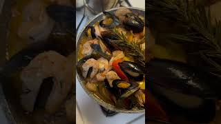 Seafood scampi Rastapops style music milliondollarbaby viralvideo cooking foodie [upl. by Eseila]