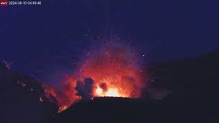 June 9 2024 night Big Strombolian eruption like fireworks from Semeru volcano Indonesia [upl. by Bertrand]