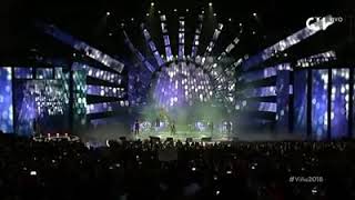 Carlos vives ft wisin  vivo la vida por ti en vivo  viña del mar 2018 [upl. by Halla]