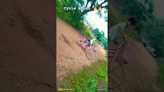 Aaj Main Jab cycling kar raha tab Meri Stunt karne ka Mod hua 🔥🔥 shorts trending viral cycle [upl. by Onirefes]