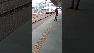 New Delhi Jaynagar Swatantra senani SF express crossing at full speedshortsytshorts [upl. by Iruy]